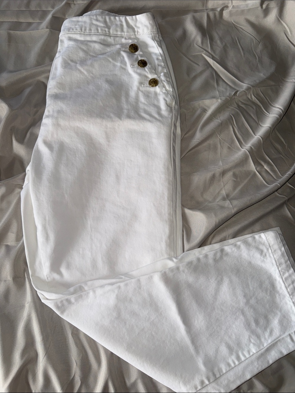 Zara White High-Rise Buttoned Trousers